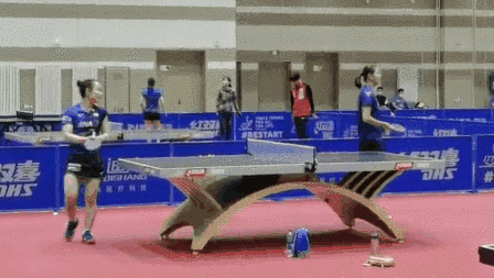33��30����˽��ƣ��й�ƹ����ӷ��񱳺�û��һ�齱�������׵�-20.jpg