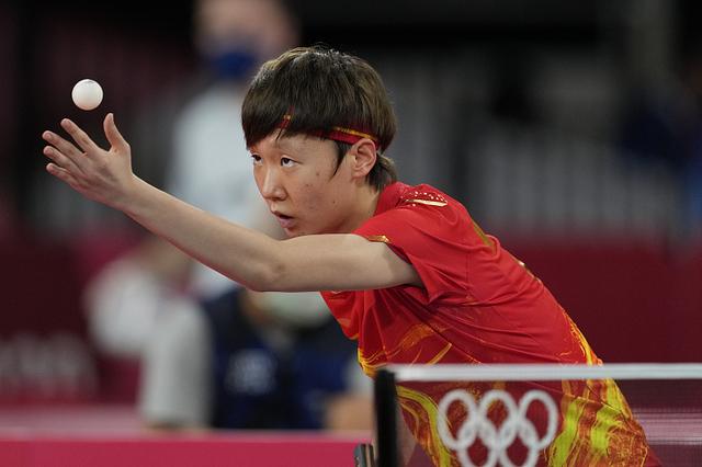 ƹ����Ů�Ű�ǿ��¯���й�Ů��ӭս�¼��£����񶫶�ʦ�������ս-1.jpg
