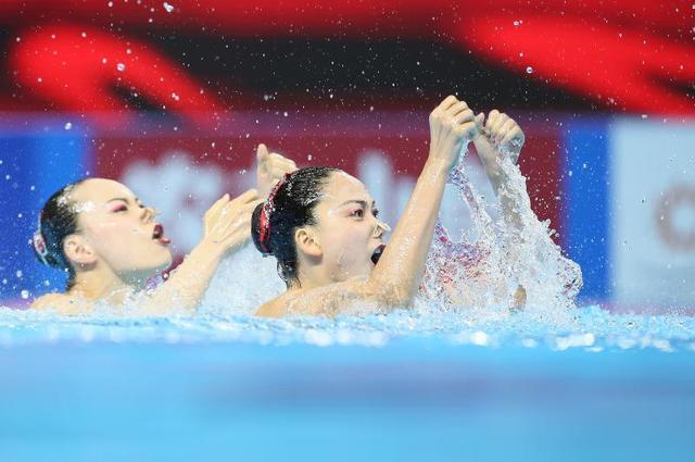 ���տ�����й�������Ӿ��ϳ�����ƣ�ƹ������Ů��˫˫��ս-1.jpg