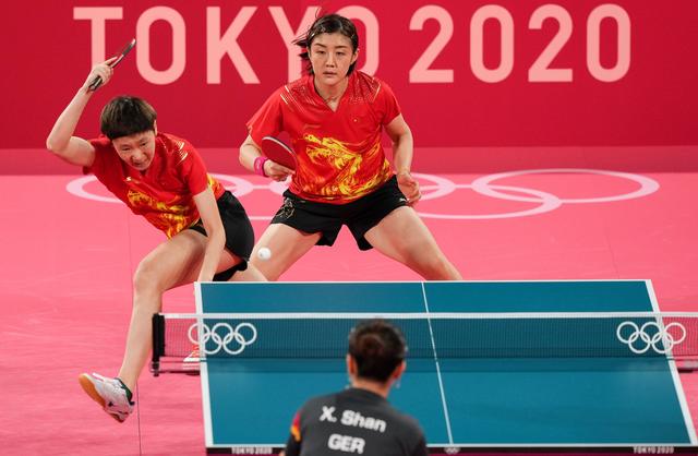 乒乓球——女团：中国队晋级决赛-10.jpg