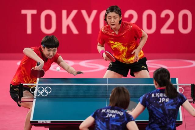 3比0横扫日本队！中国队夺乒乓球女团冠军-2.jpg