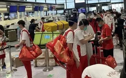 û�뵽�ҹ�ƹ�����˶�Ա�˾���Ц��ʦ��-11.jpg