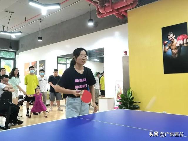 �����ˣ�ƹ����Ů�ӵ������9��3���ֳ��Ȳ������ϡ���-4.jpg