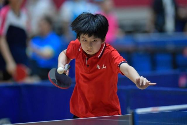 深圳第十届运动会竞技体育组 乒乓球比赛落幕 南山区夺得团体第一-3.jpg