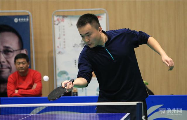滨州传媒集团举行第二十二届记者节乒乓球比赛-8.jpg