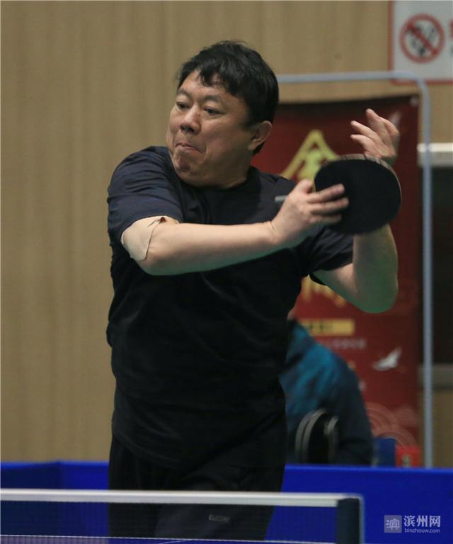 滨州传媒集团举行第二十二届记者节乒乓球比赛-10.jpg