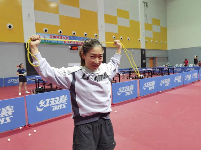 国乒三位世界冠军吃败仗，孙颖莎也在，刘诗雯今登场战15岁女孩-4.jpg