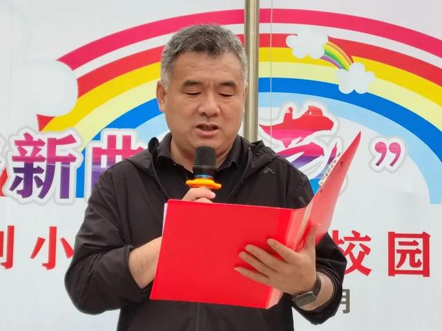 ��μ��ʤ��Сѧ��ƹƹ���� ���ķ����һ��У԰ƹ�������-54.jpg